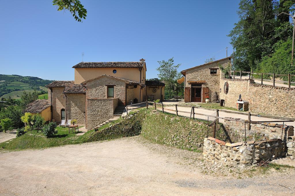 Country House Ca' Vernaccia Casa de hóspedes Urbino Exterior foto